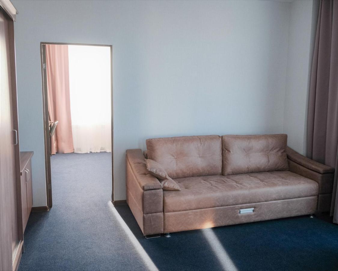 Boutique Hotel 1967 Aqsai Aksay 外观 照片